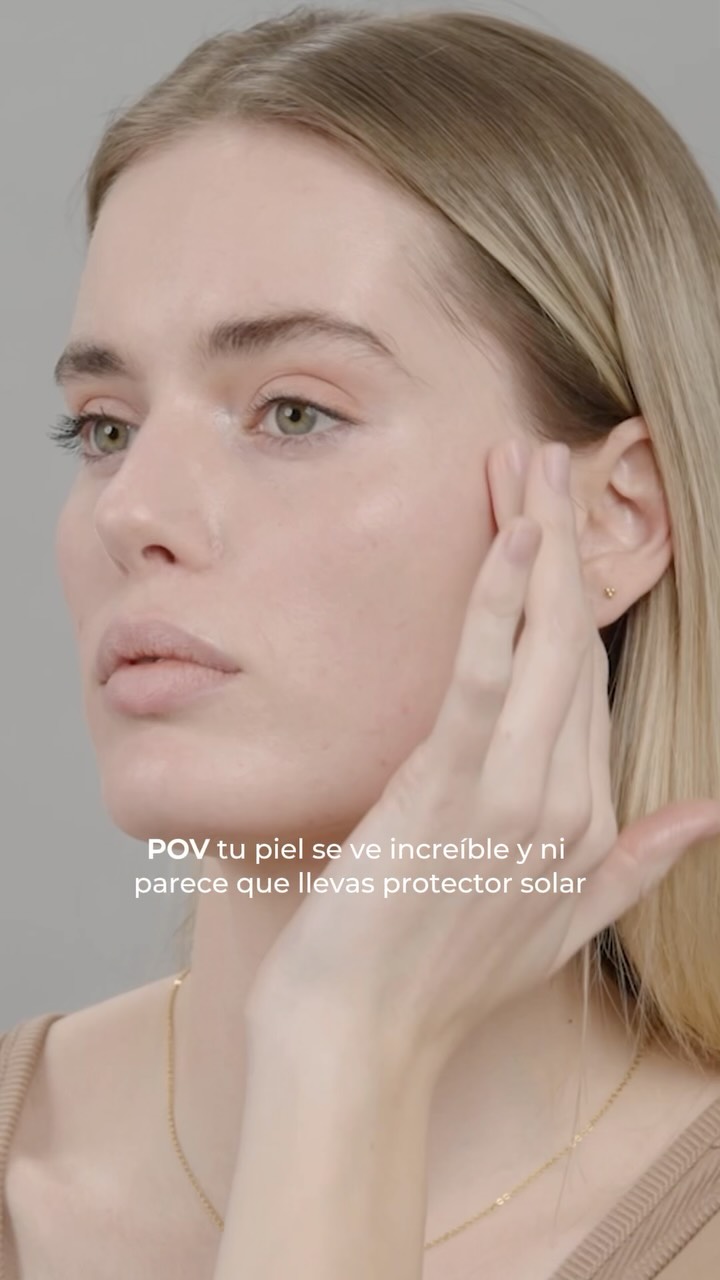 Así es el efecto de TiZO 3🤍nuestro protector solar 100 % mineral con color, de acabado mate, que se unifica y adapta al tono de tu piel.

#tizocostarica #skincare